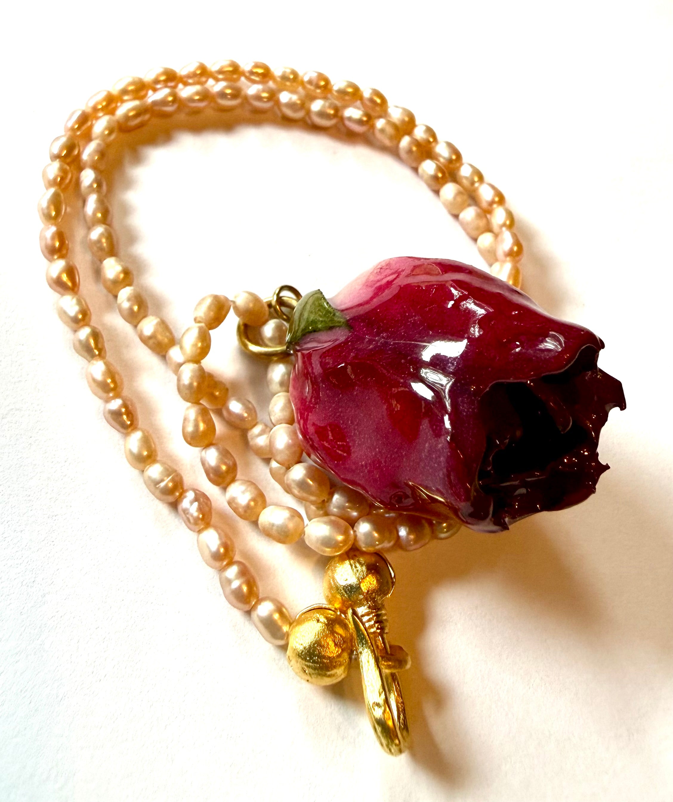Real Rose on FW Pearl strand