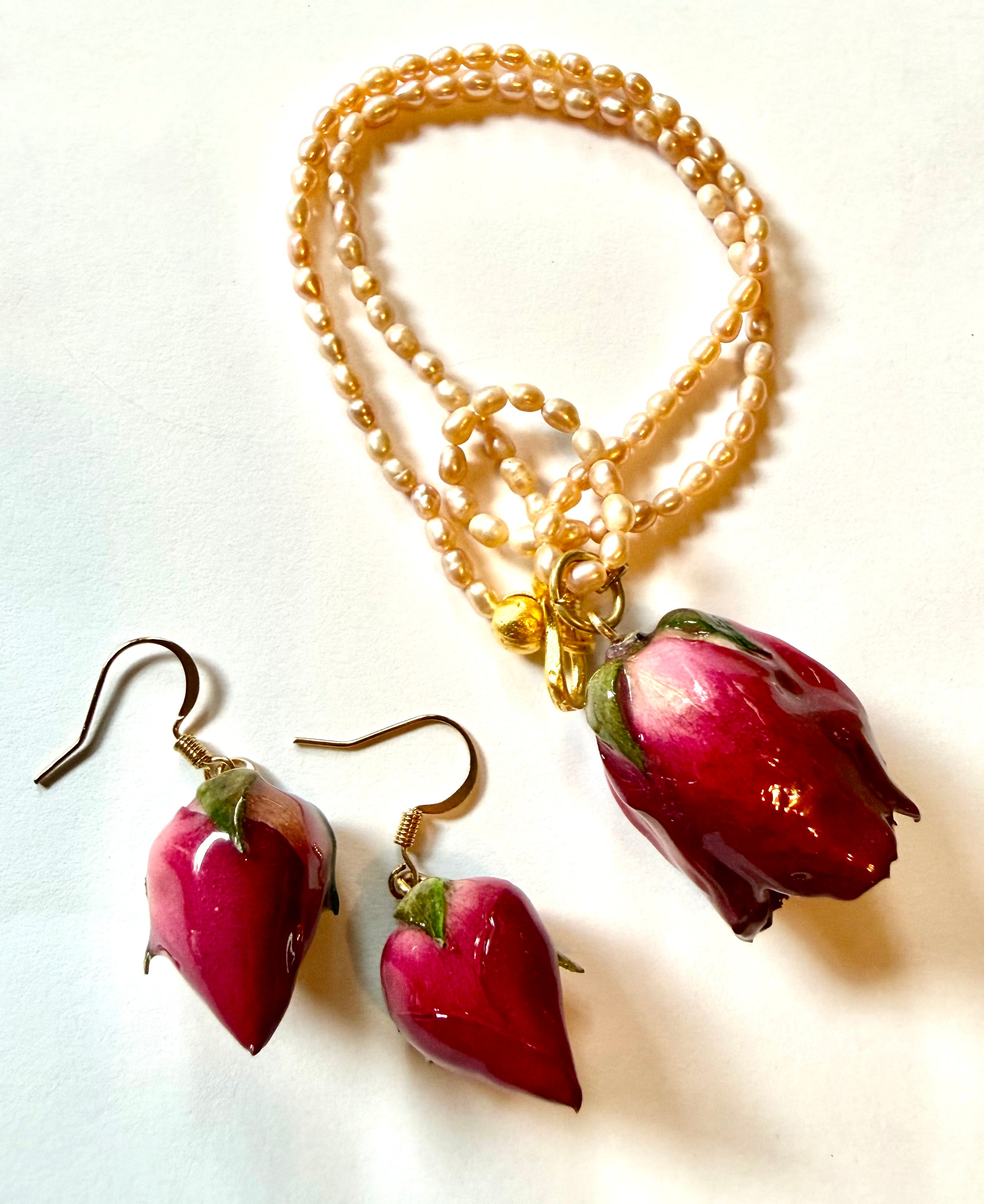 Real Rose Jewelry Set with FW Pearls